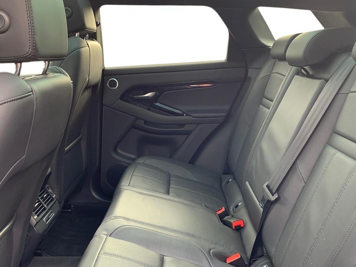 Used Land Rover Range Rover Evoque 2023 for sale - 76566560: Photo 4