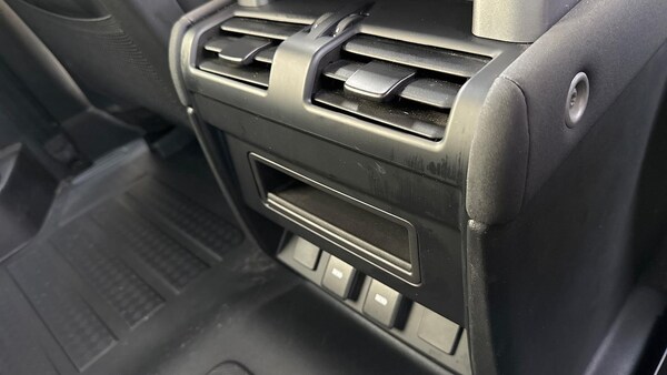 Used Land Rover Defender 2023 for sale - 76252626: Photo 18