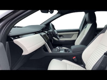 Used Land Rover Discovery Sport 2026 for sale - 79234514: Photo