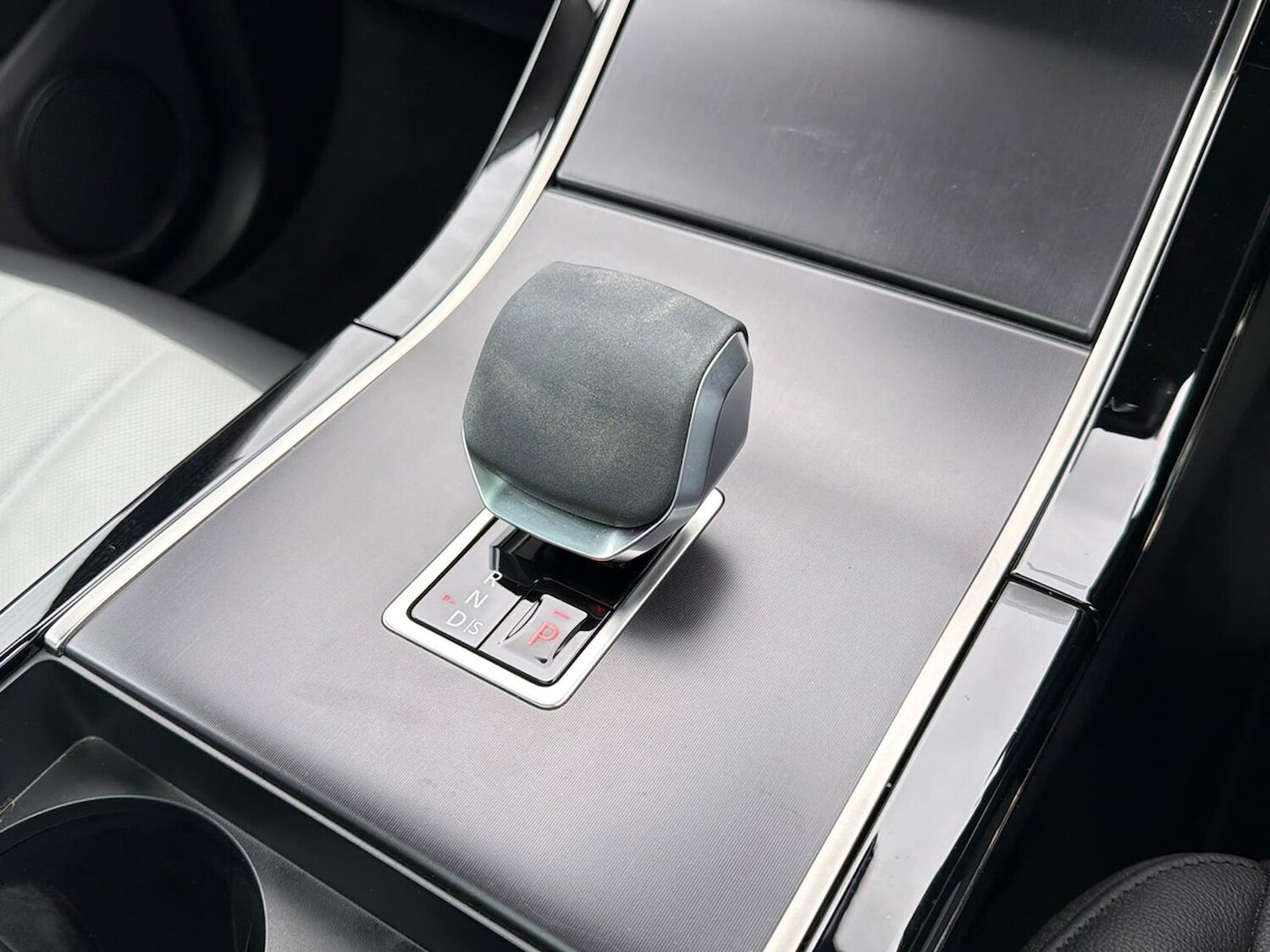 Used Land Rover Range Rover Evoque 2025 for sale - 78191762: Photo 15