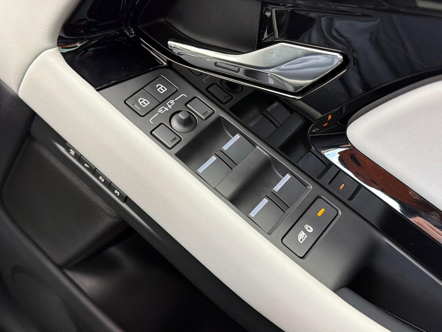 Used Land Rover Range Rover Evoque 2025 for sale - 78191762: Photo 27