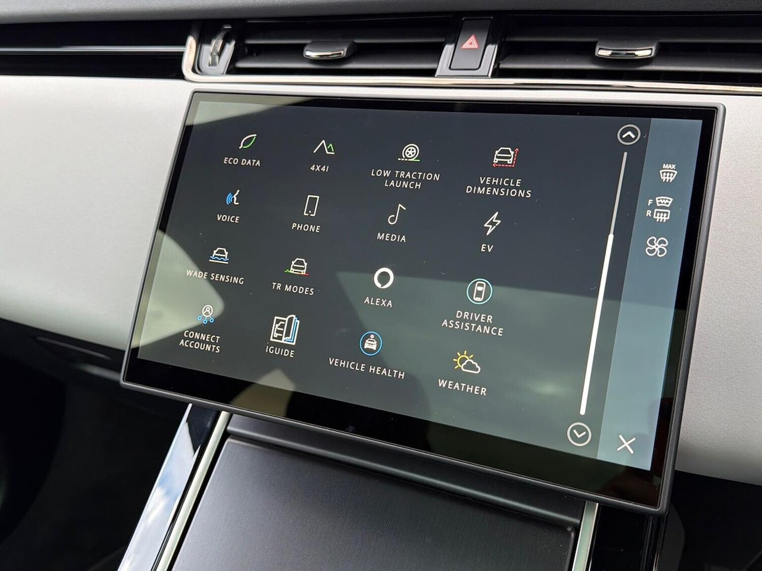 Used Land Rover Range Rover Evoque 2025 for sale - 78191762: Photo 32