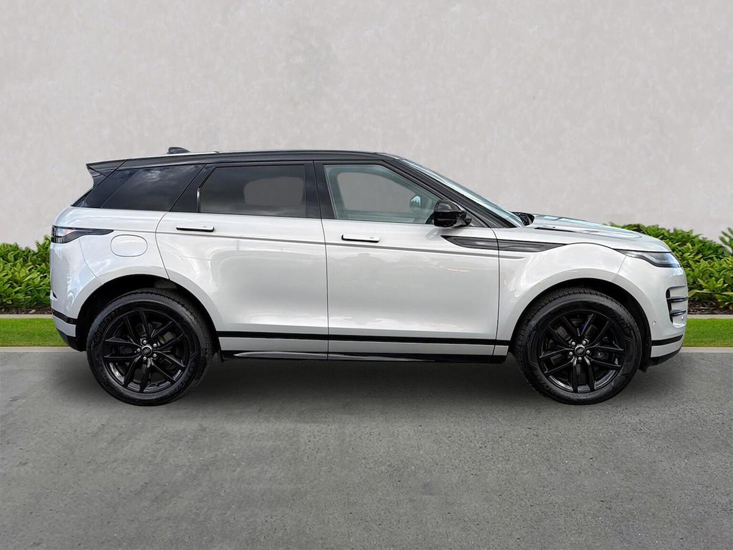 Used Land Rover Range Rover Evoque 2025 for sale - 78191762: Photo 7