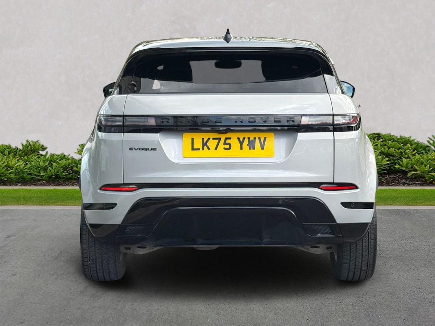 Used Land Rover Range Rover Evoque 2025 for sale - 78191762: Photo 8