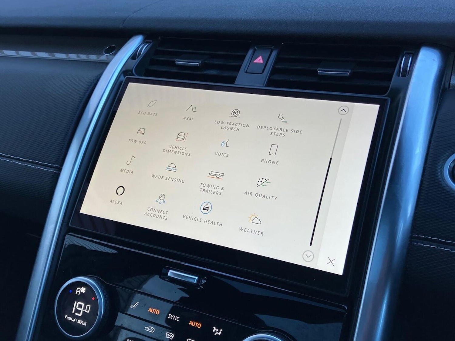 Used Land Rover Discovery 2022 for sale - 76430814: Photo 24