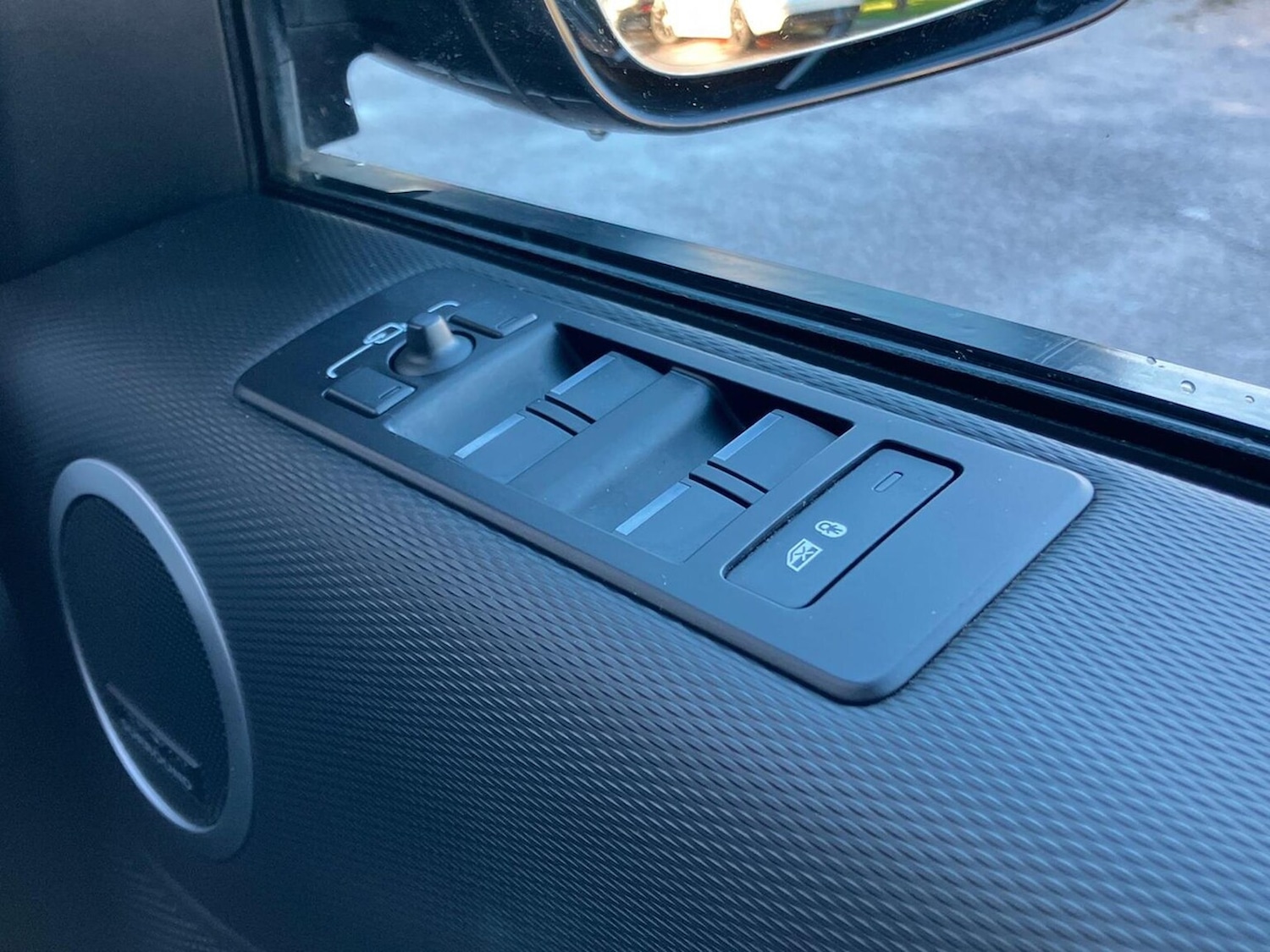 Used Land Rover Discovery 2022 for sale - 76430814: Photo 25