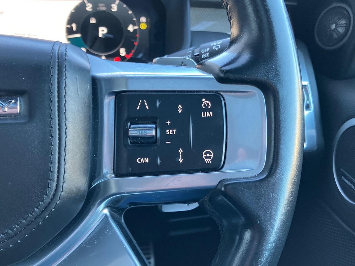 Used Land Rover Discovery 2022 for sale - 76430814: Photo 33