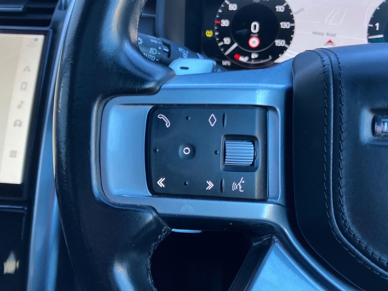 Used Land Rover Discovery 2022 for sale - 76430814: Photo 34