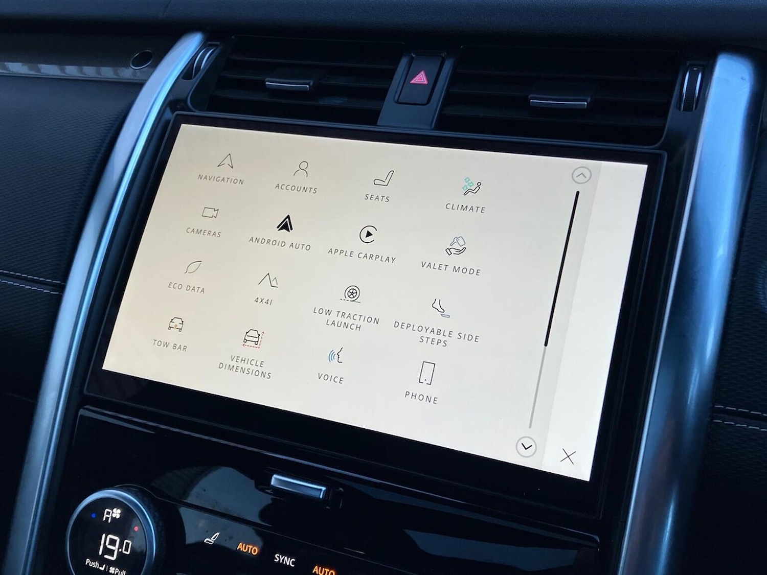 Used Land Rover Discovery 2022 for sale - 76430814: Photo 35