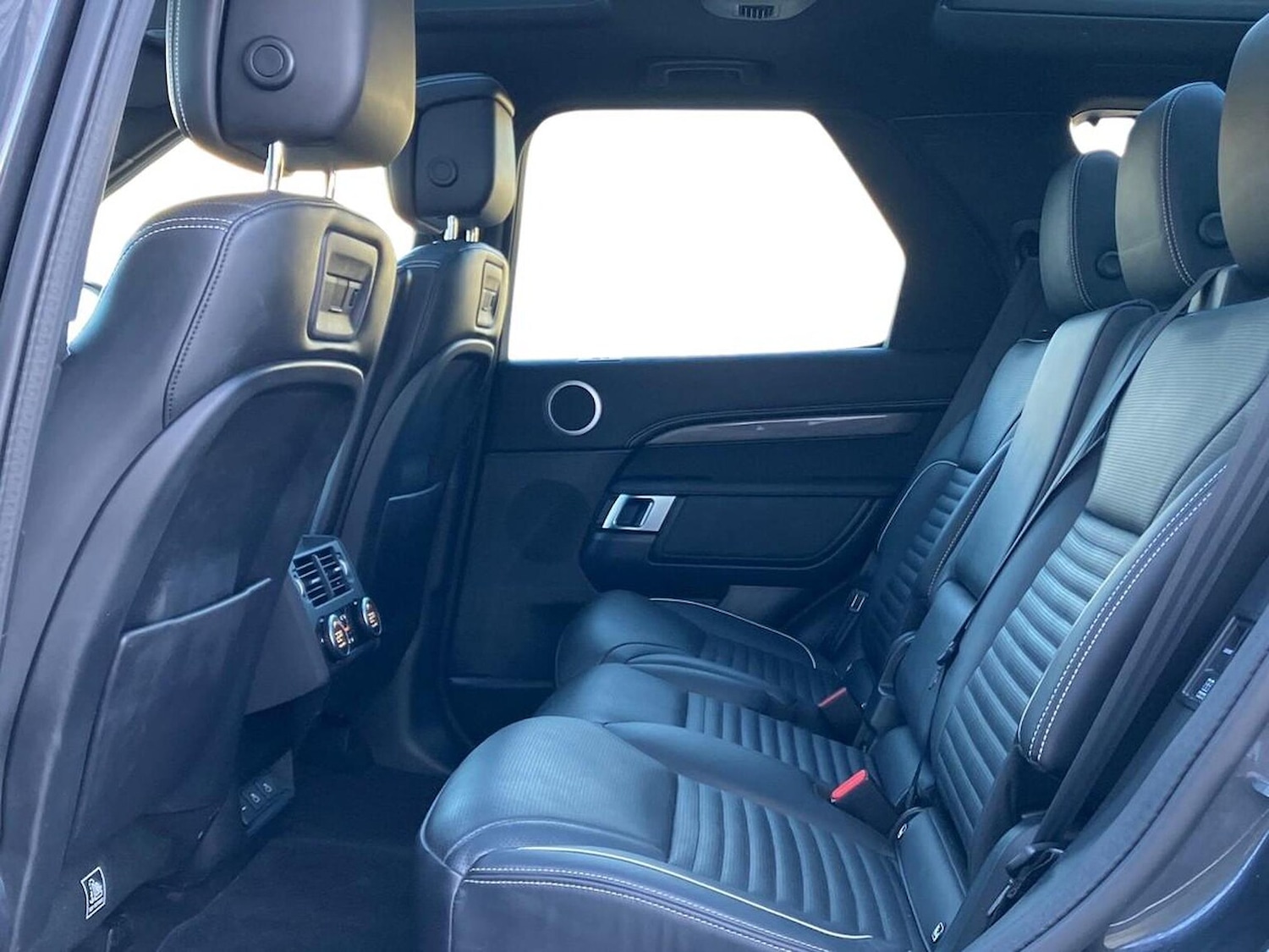 Used Land Rover Discovery 2022 for sale - 76430814: Photo 4