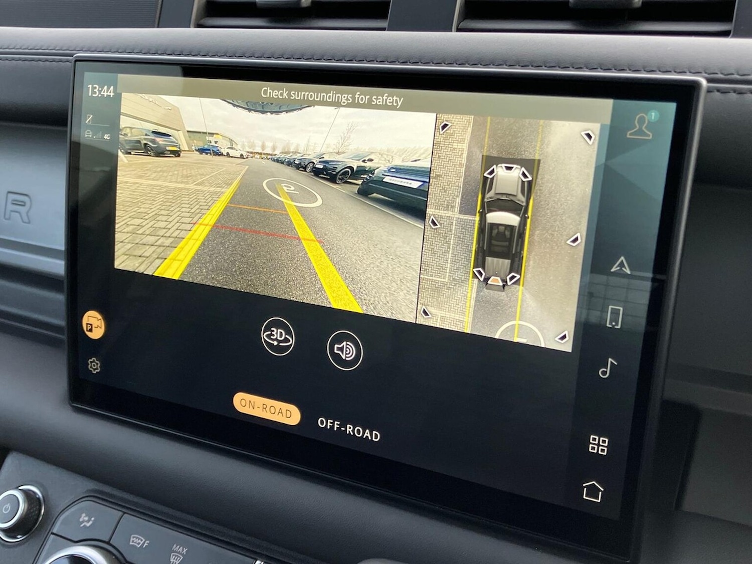 Used Land Rover Defender 2025 for sale - 76963571: Photo 12