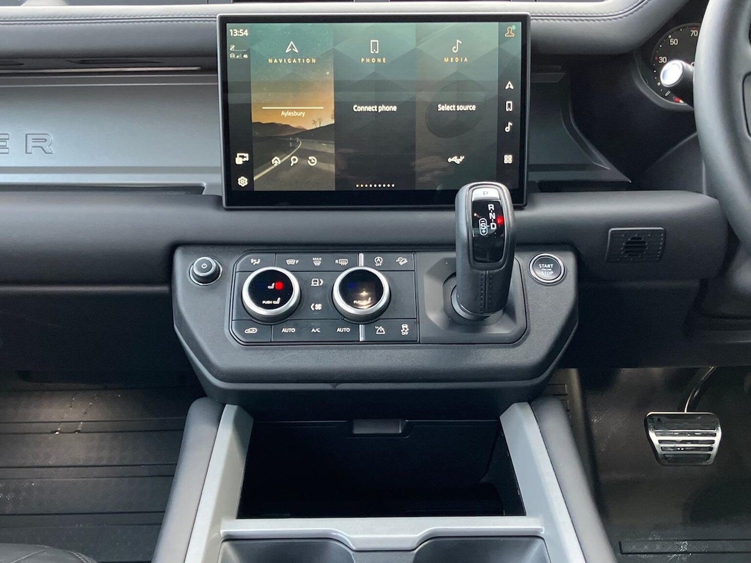 Used Land Rover Defender 2025 for sale - 76963571: Photo 14