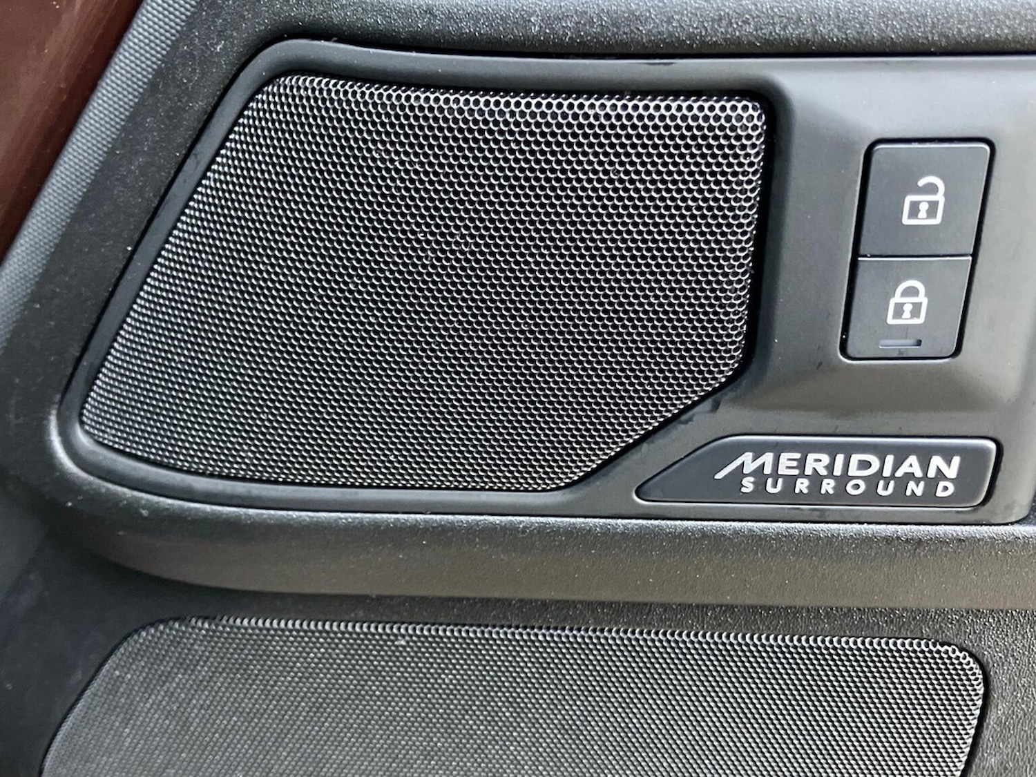 Used Land Rover Defender 2025 for sale - 76963571: Photo 24