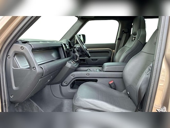 Used Land Rover Defender 2026 for sale - 79614914: Photo