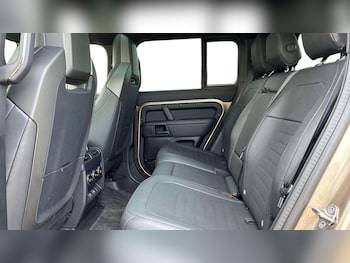 Used Land Rover Defender 2026 for sale - 79614914: Photo