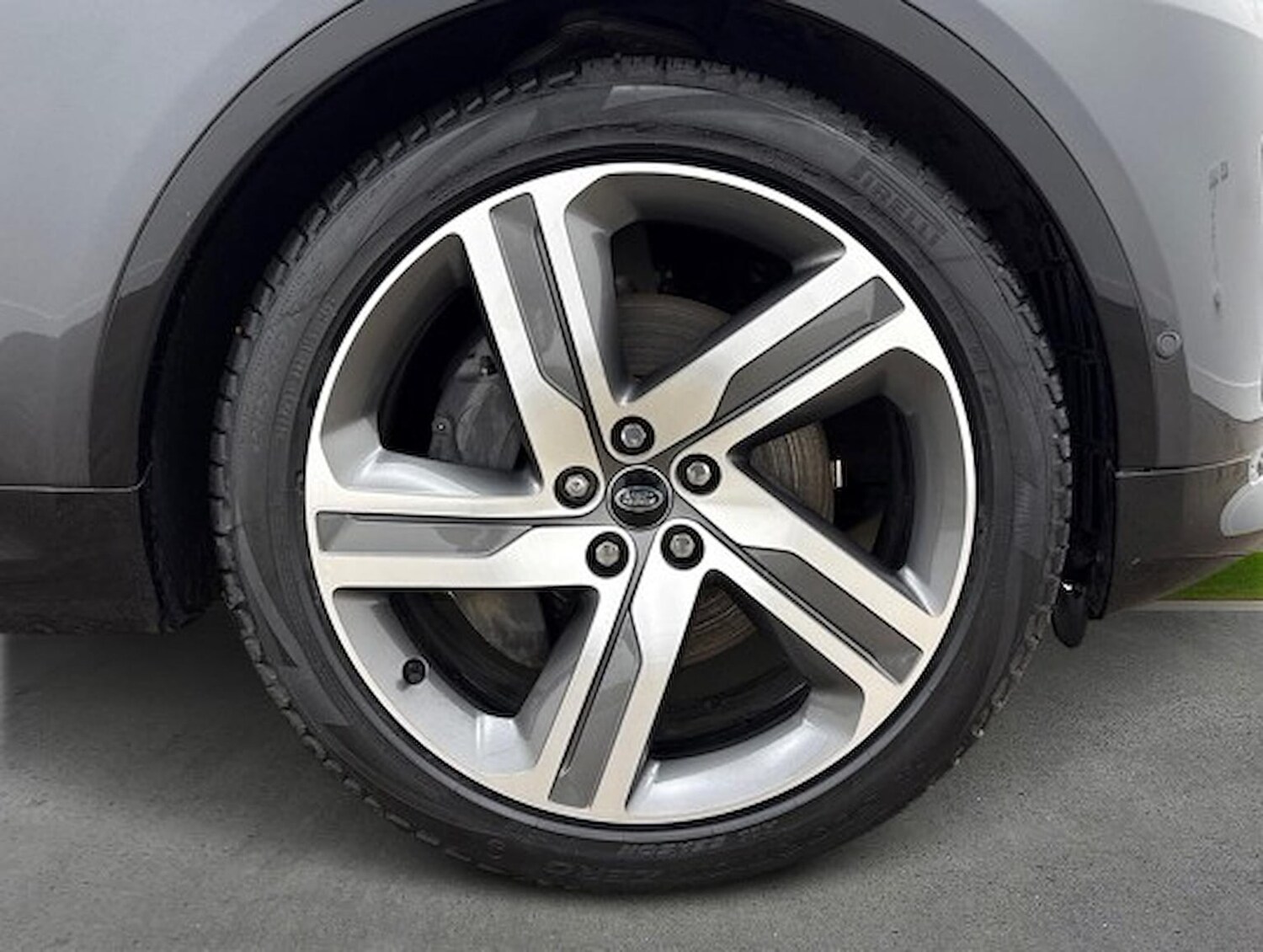 Used Land Rover Discovery 2024 for sale - 78144515: Photo 10