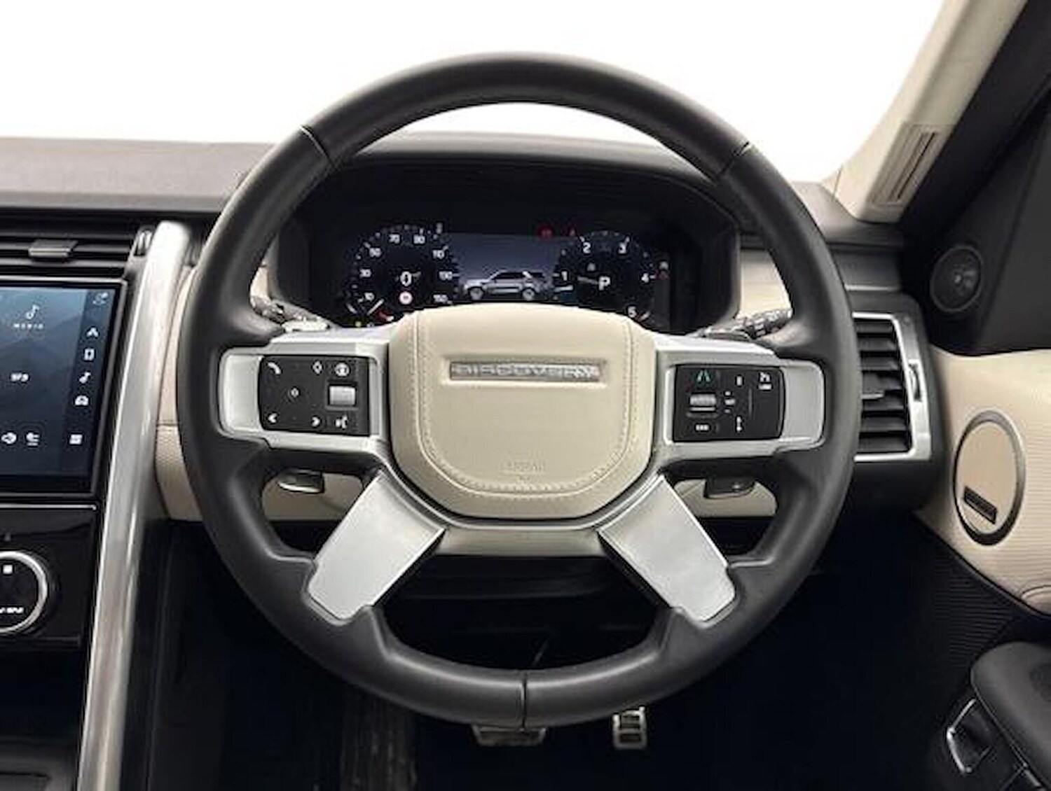 Used Land Rover Discovery 2024 for sale - 78144515: Photo 17