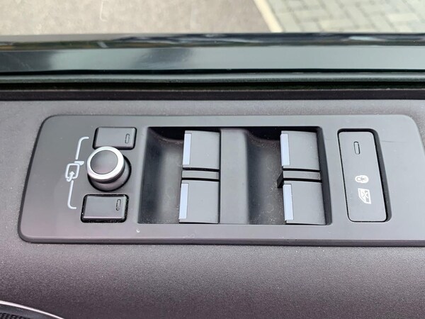 Used Land Rover Discovery 2020 for sale - 76305452: Photo 25