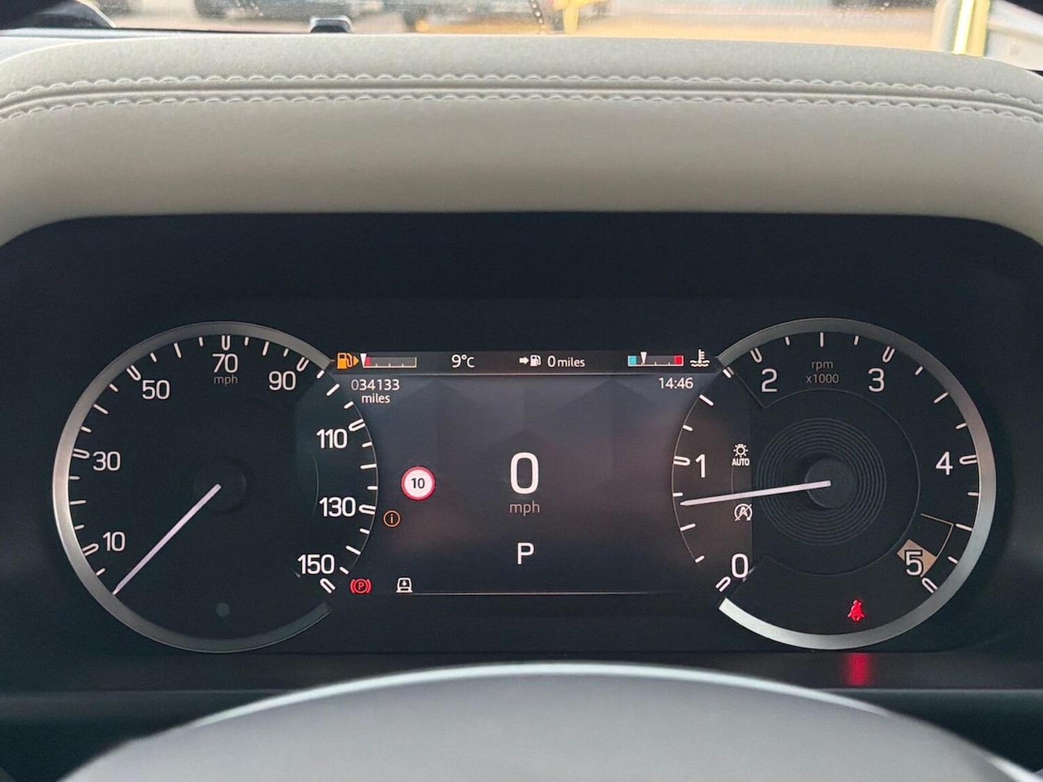 Used Land Rover Defender 2023 for sale - 76935404: Photo 16