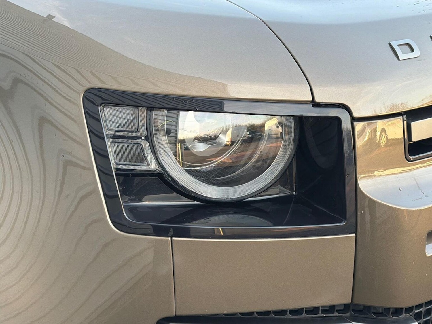 Used Land Rover Defender 2023 for sale - 76935404: Photo 17