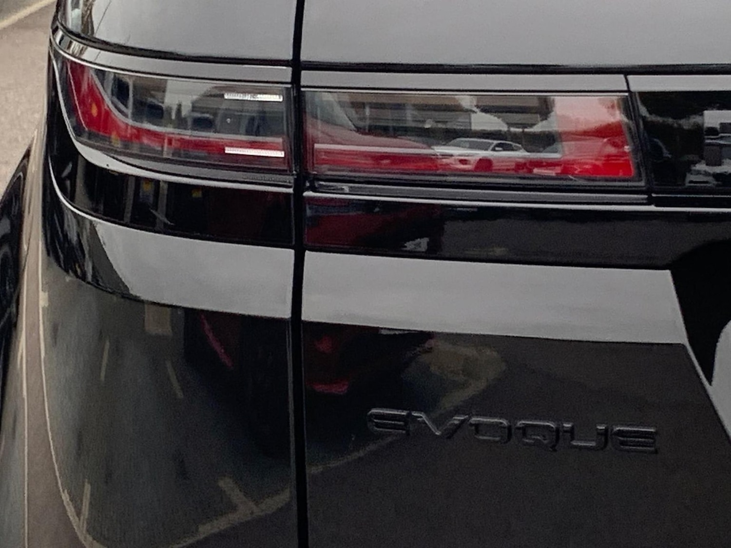 Used Land Rover Range Rover Evoque 2025 for sale - 76300796: Photo 26