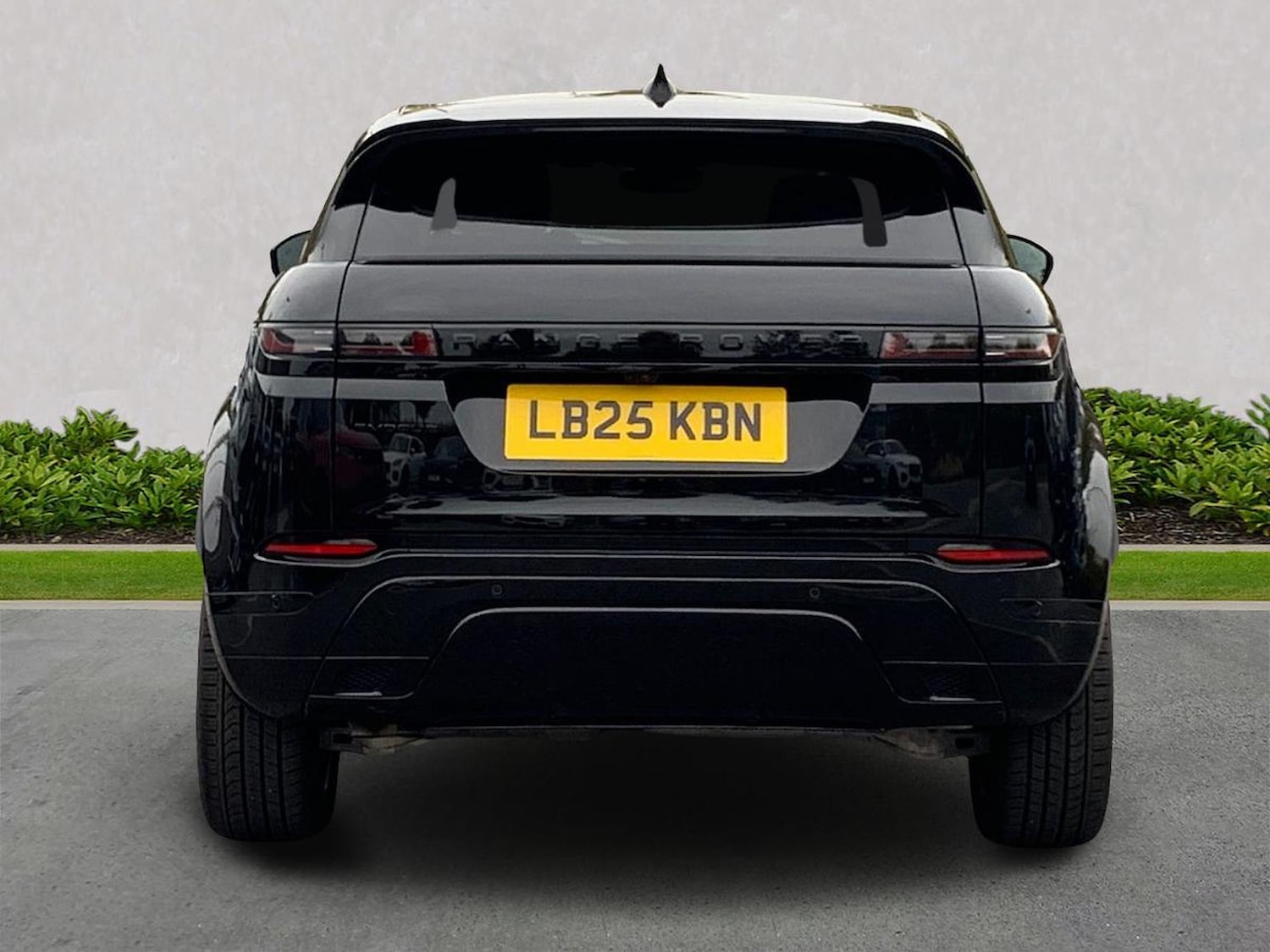 Used Land Rover Range Rover Evoque 2025 for sale - 76300796: Photo 6