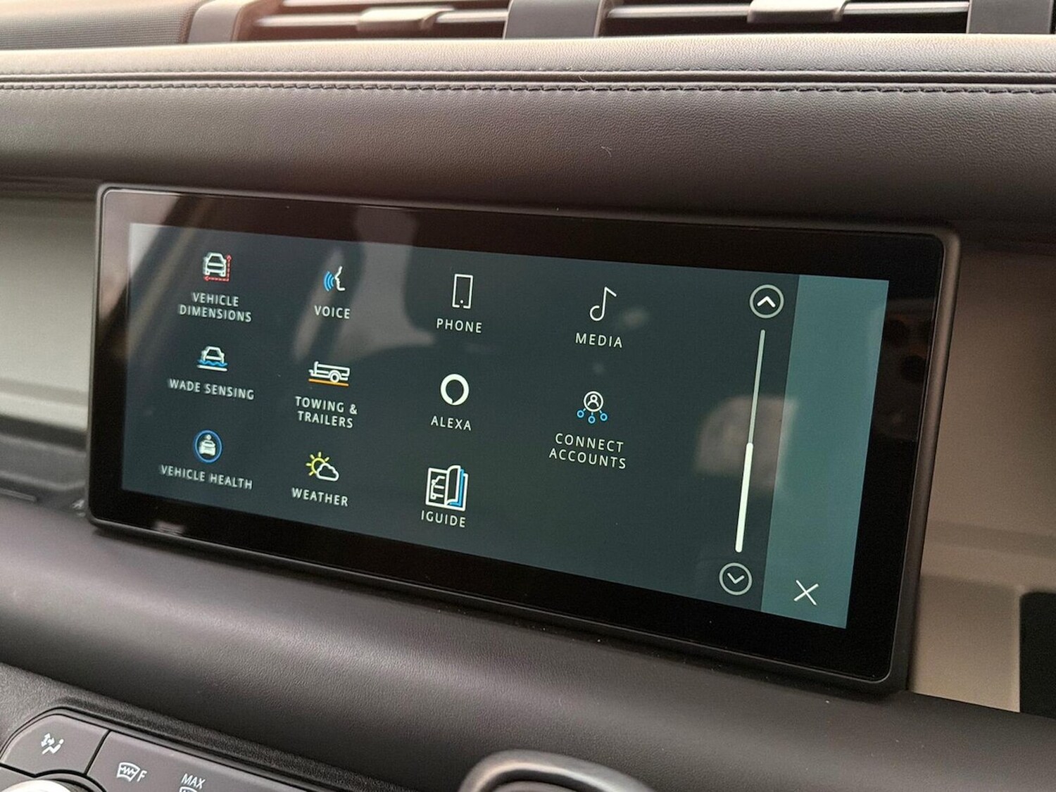 Used Land Rover Defender 2021 for sale - 76821749: Photo 28