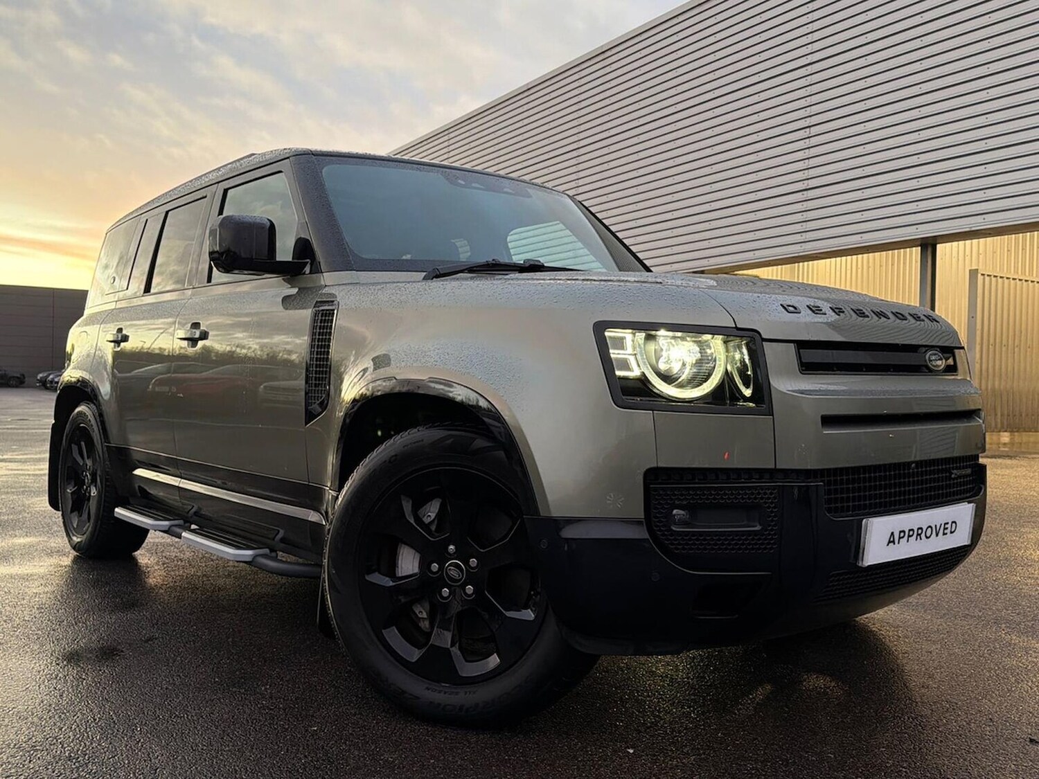 Used Land Rover Defender 2021 for sale - 76821749: Photo 36