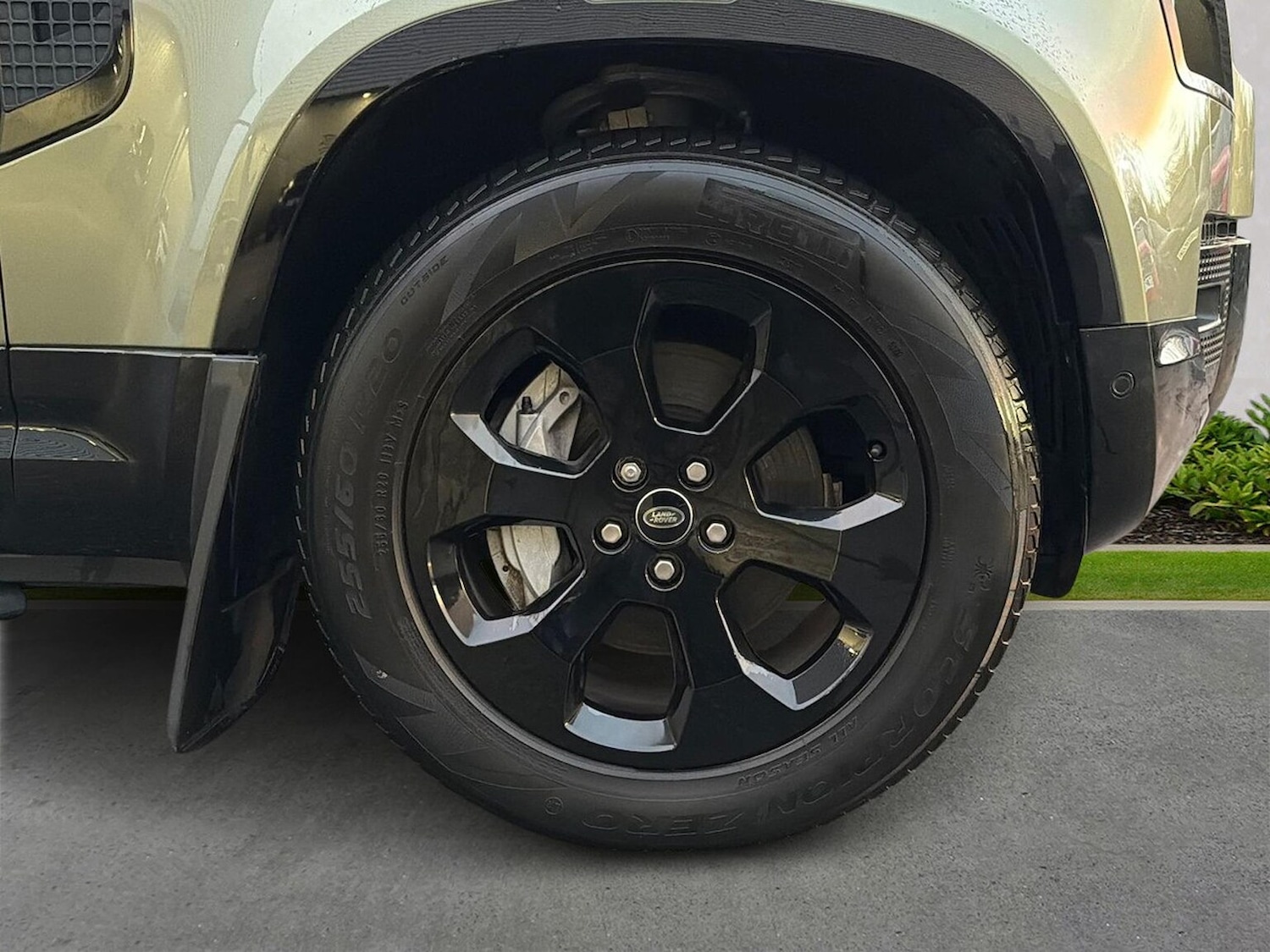 Used Land Rover Defender 2021 for sale - 76821749: Photo 8