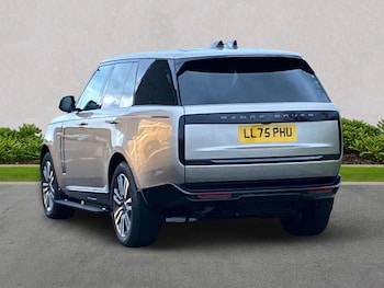 Used Land Rover Range Rover 2025 for sale - 76979874: Photo