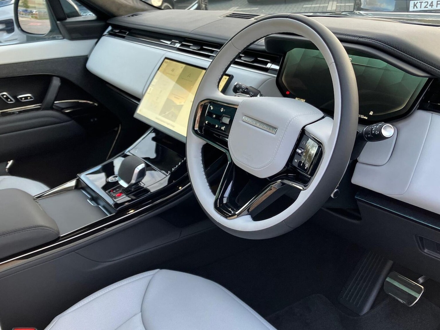 Used Land Rover Range Rover Sport 2025 for sale - 76471079: Photo 33