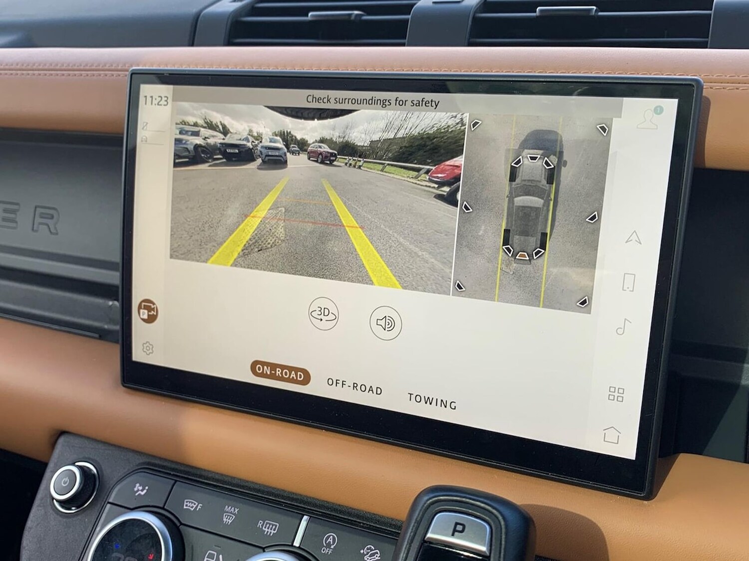 Used Land Rover Defender 2024 for sale - 76518607: Photo 12