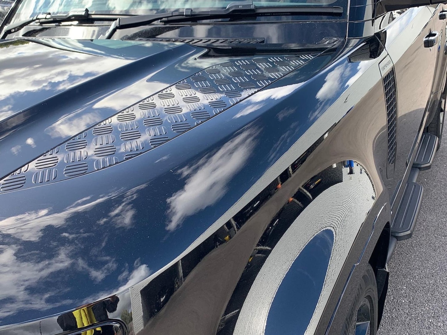 Used Land Rover Defender 2024 for sale - 76518607: Photo 20