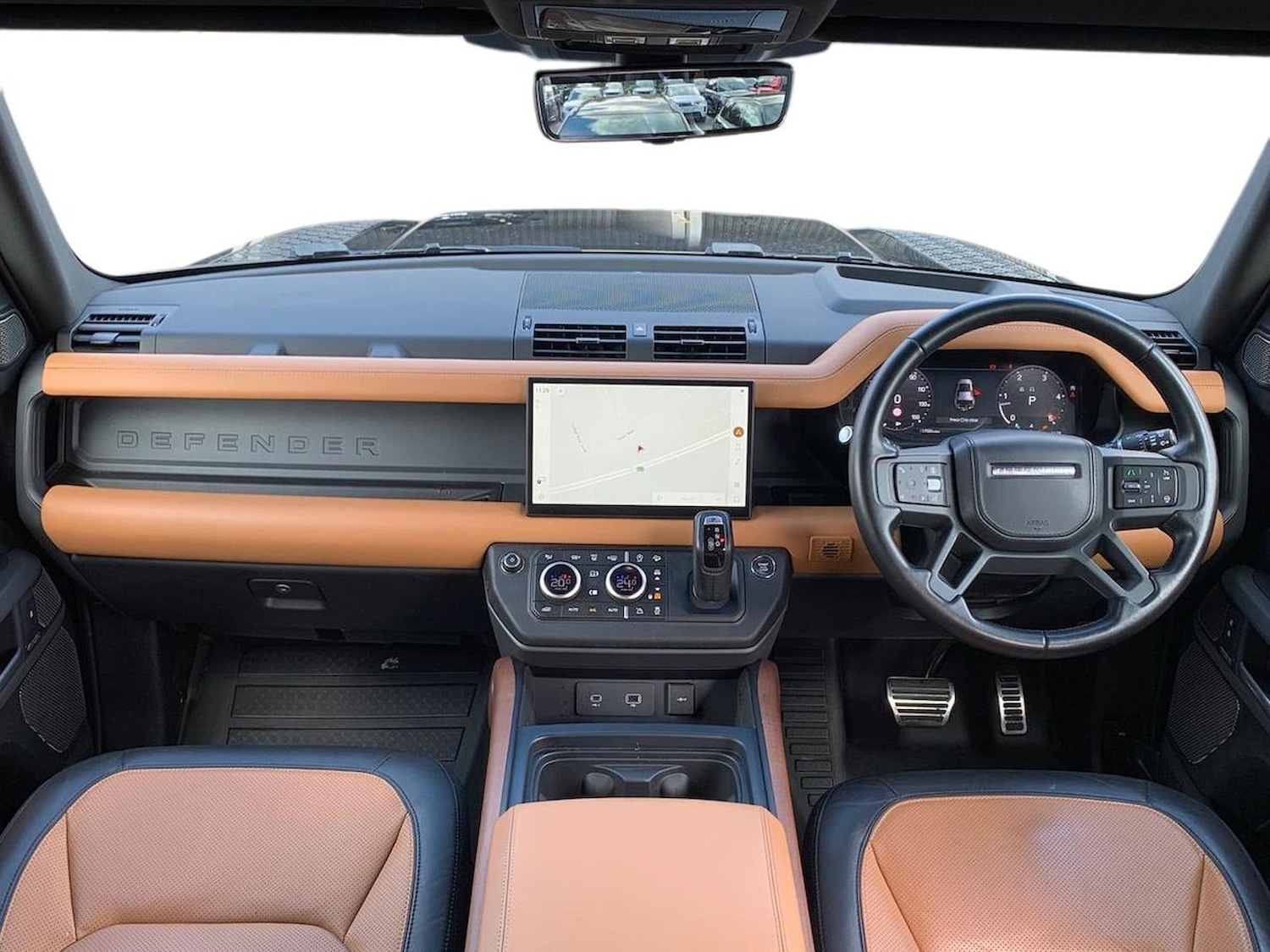 Used Land Rover Defender 2024 for sale - 76518607: Photo 9