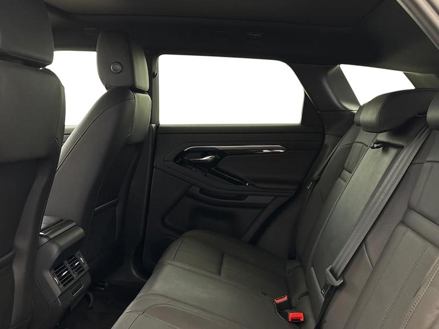 Used Land Rover Range Rover Evoque 2023 for sale - 76735574: Photo 4