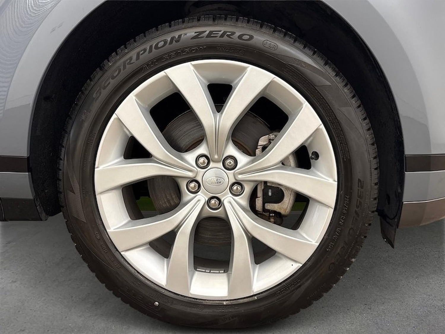 Used Land Rover Range Rover Evoque 2023 for sale - 76735574: Photo 8