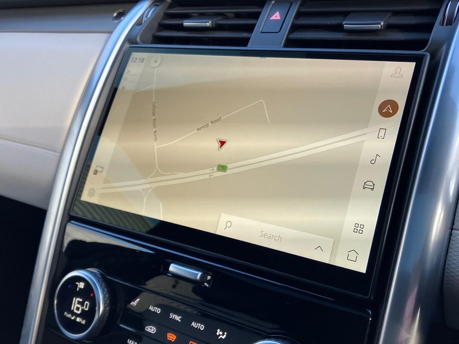 Used Land Rover Discovery 2024 for sale - 76951190: Photo 11