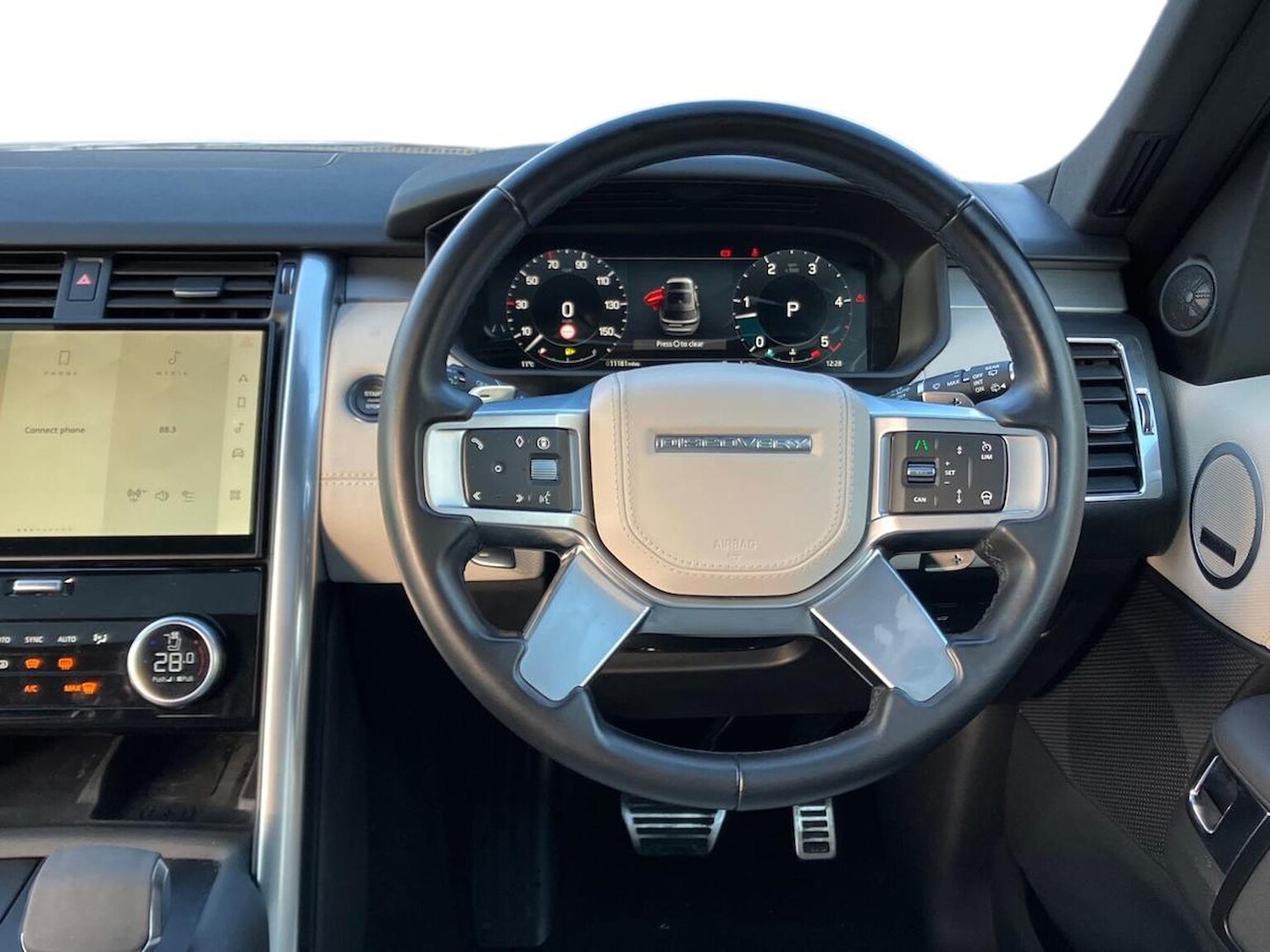 Used Land Rover Discovery 2024 for sale - 76951190: Photo 15