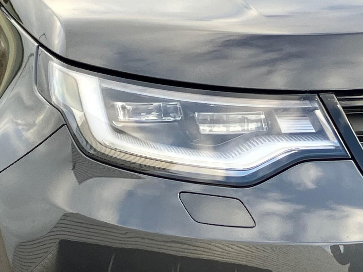 Used Land Rover Discovery 2024 for sale - 76951190: Photo 17