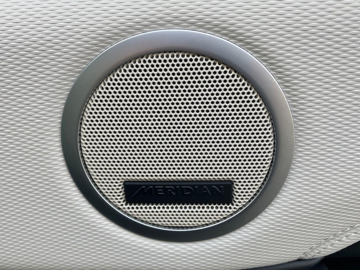 Used Land Rover Discovery 2024 for sale - 76951190: Photo 24