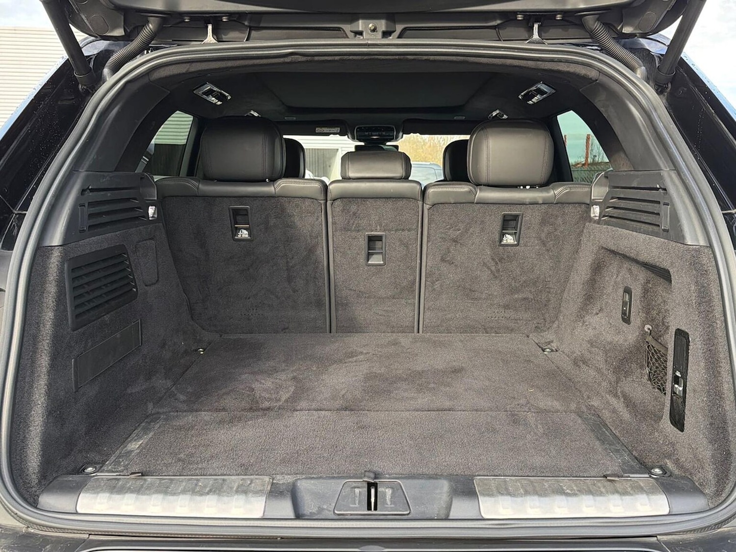 Used Land Rover Range Rover Sport 2023 for sale - 76837187: Photo 10