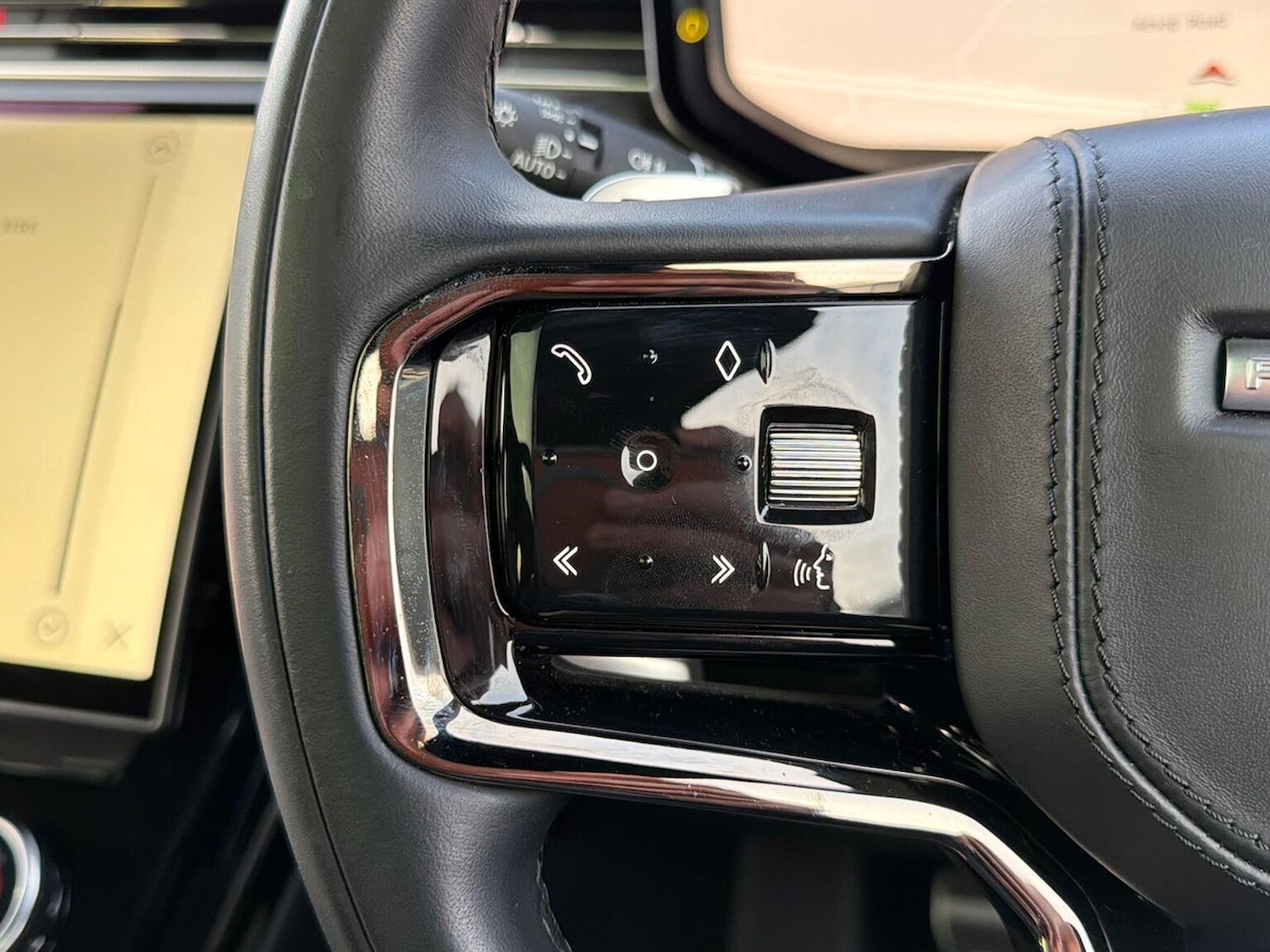 Used Land Rover Range Rover Sport 2023 for sale - 76837187: Photo 32