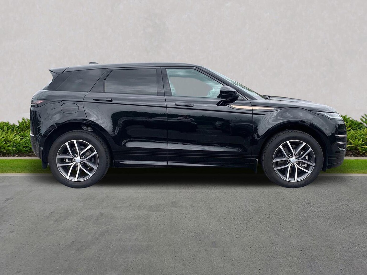 Used Land Rover Range Rover Evoque 2025 for sale - 76181392: Photo 5
