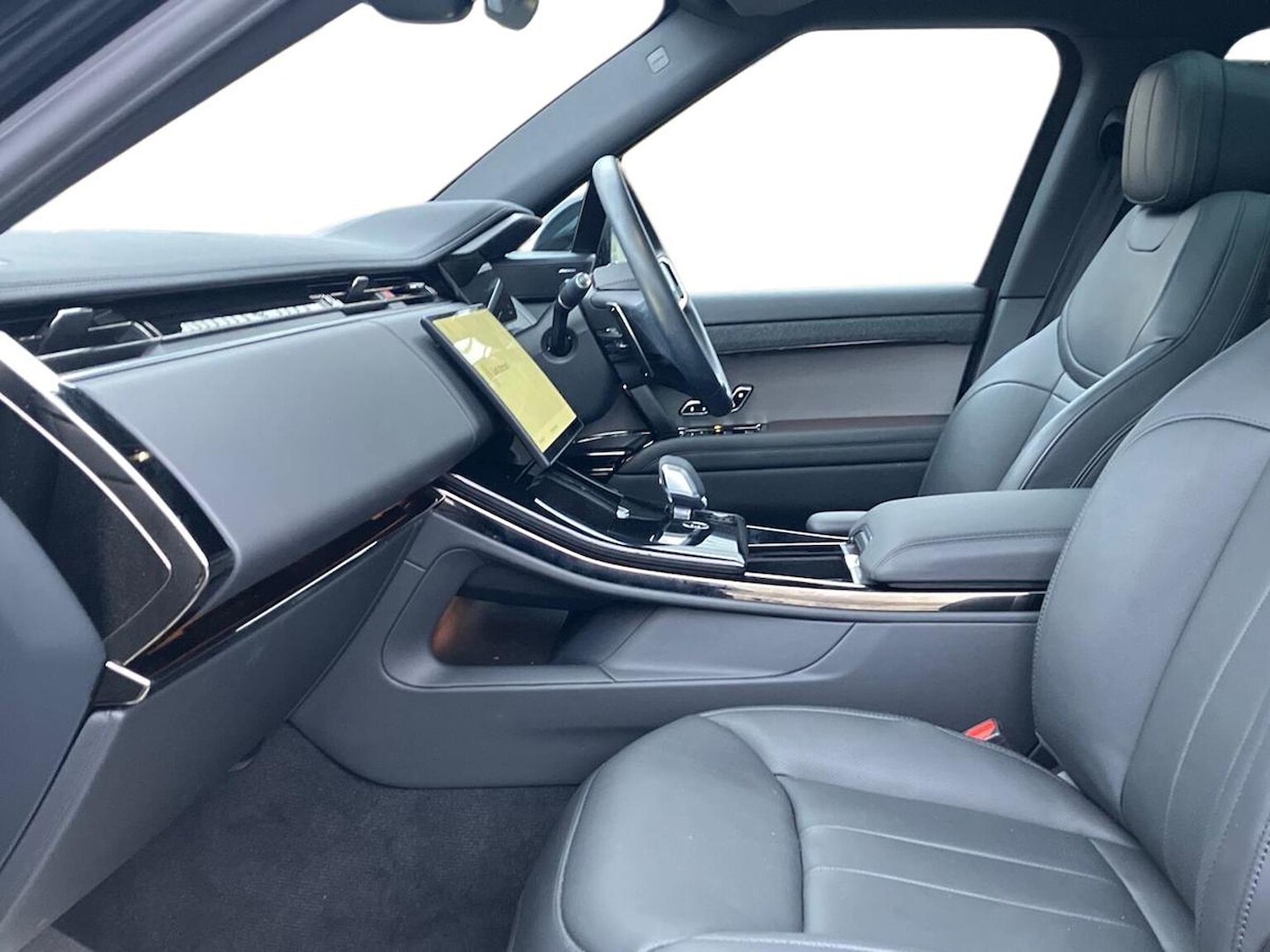 Used Land Rover Range Rover Sport 2025 for sale - 77687972: Photo 3