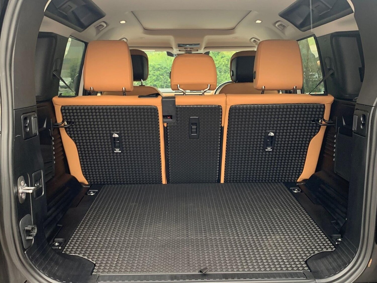 Used Land Rover Defender 2024 for sale - 77489446: Photo 10