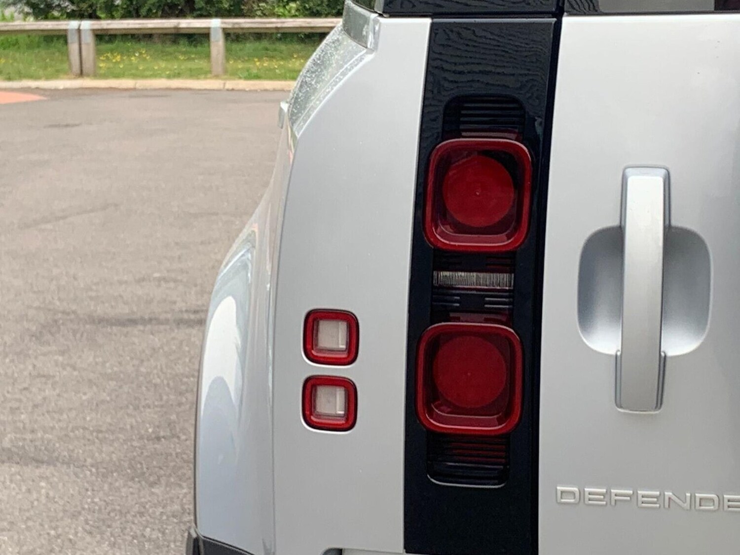 Used Land Rover Defender 2024 for sale - 77489446: Photo 26