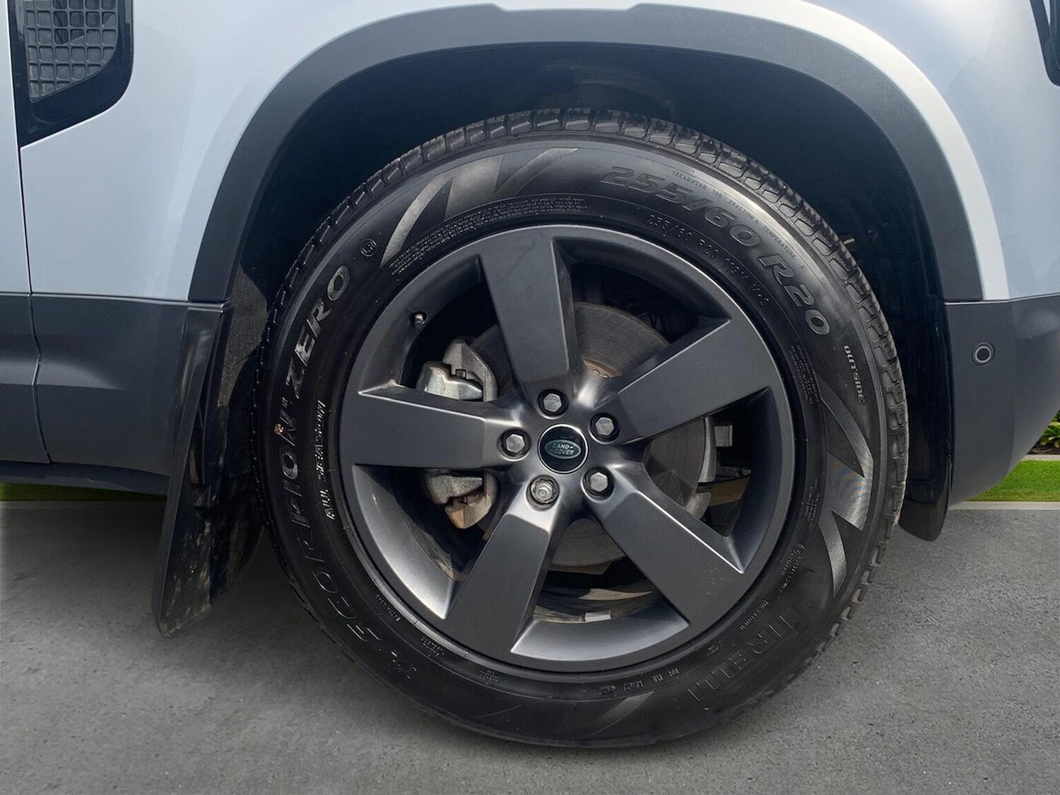 Used Land Rover Defender 2024 for sale - 77489446: Photo 8