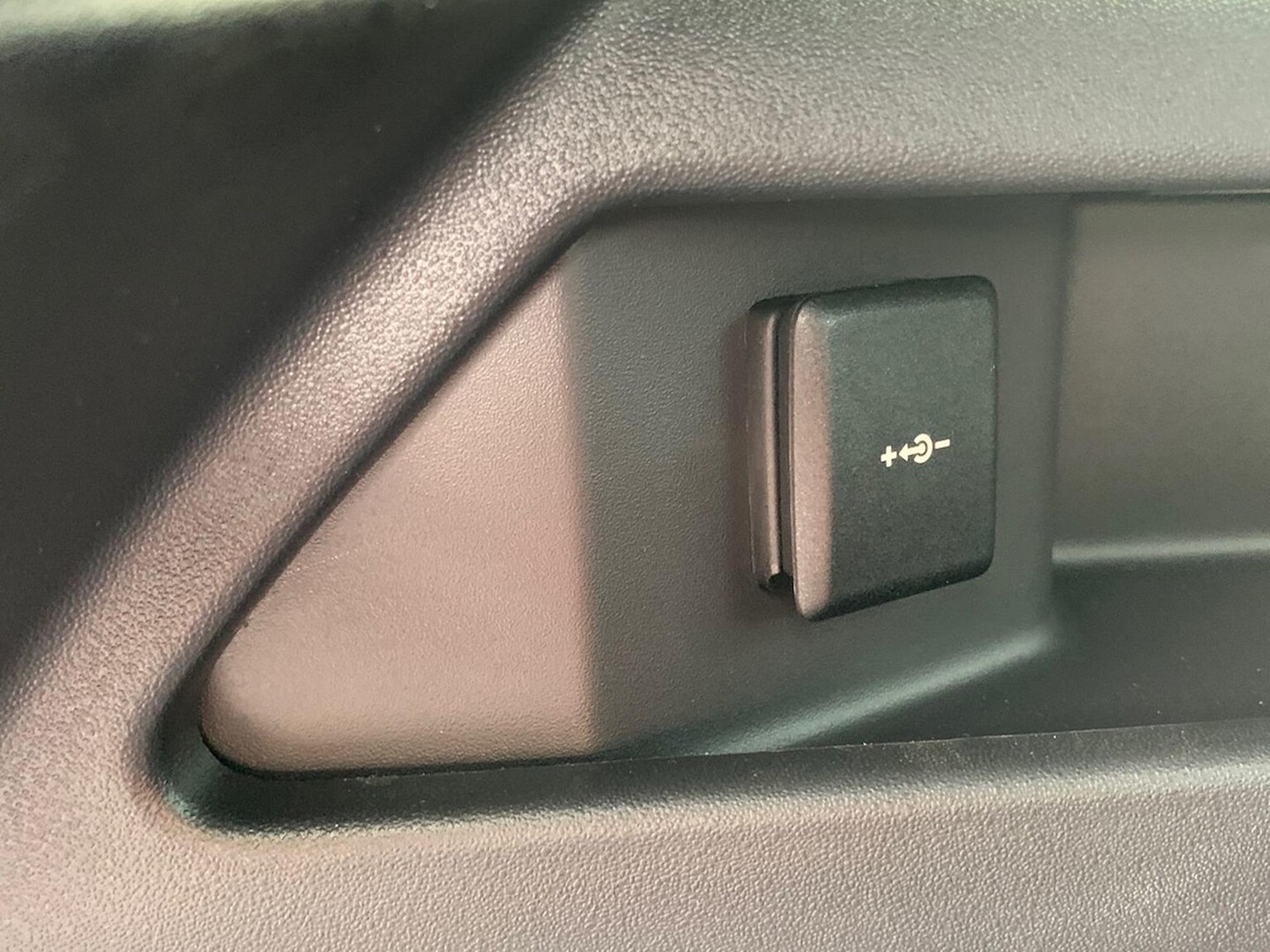 Used Land Rover Discovery Sport 2025 for sale - 76719421: Photo 27