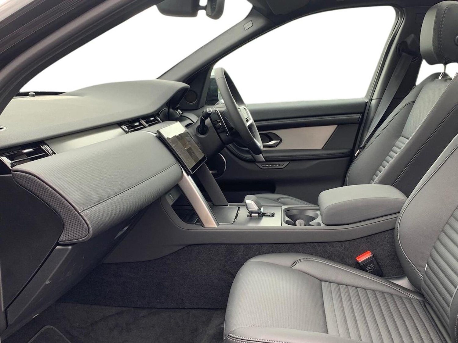 Used Land Rover Discovery Sport 2025 for sale - 76719421: Photo 3