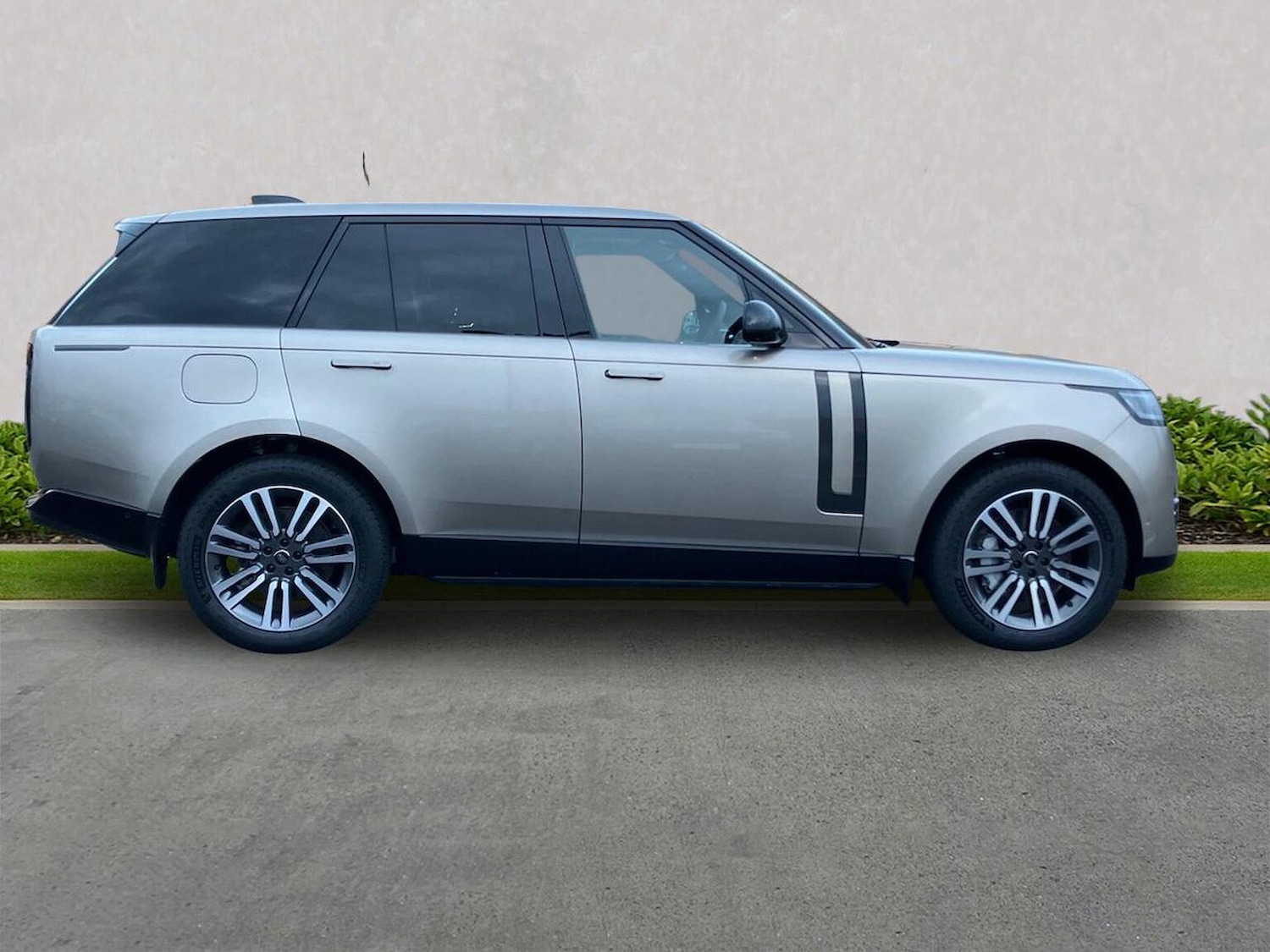 Used Land Rover Range Rover 2025 for sale - 77488089: Photo 5